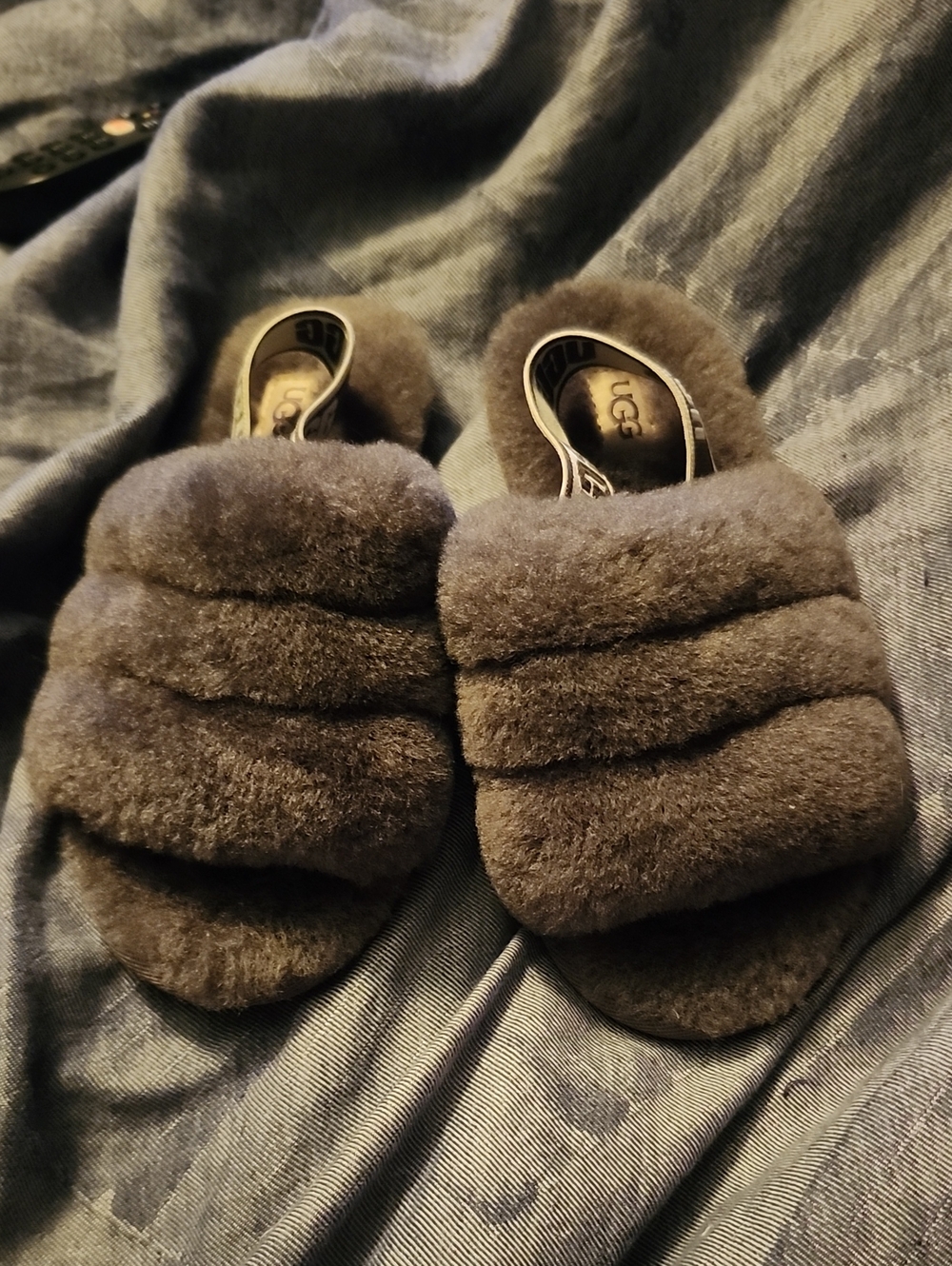 UGG Kids Fluff Slide Slippers - Brown Plush